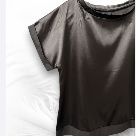 New Black Satin Lounge Set — Short Sleeve Top & Wide-Leg Pants Size: M - Picture 9 of 11